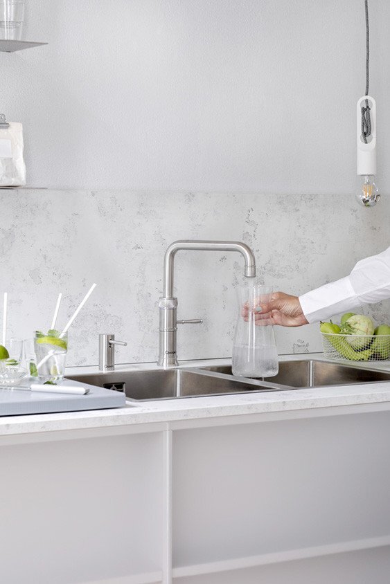 Mooie vrouw beeld dempen Nordic Zeeppomp Chroom voor Quooker heet of kokend water kraan. |  Kokendwaterkraan Online